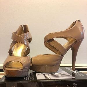 Tan open toed heels